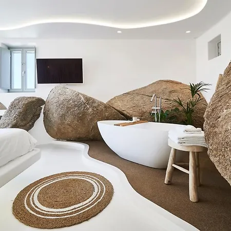 Teal Rock Mykonos אנו מרה
