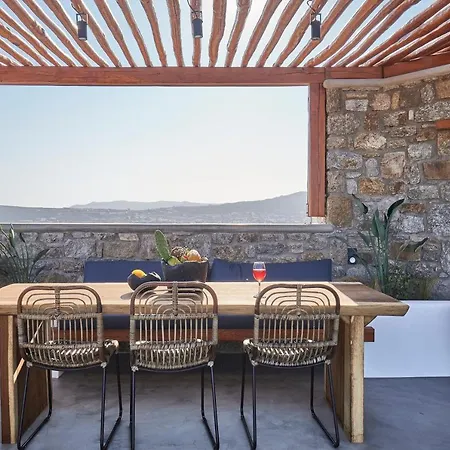 בית נופש Teal Rock Mykonos *