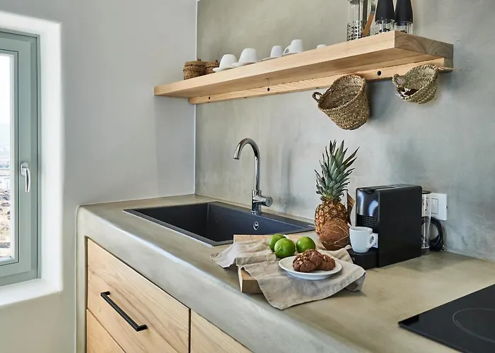 Teal Rock Mykonos أنو ميرا